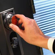 Advantage Locksmith Store Waterbury, CT 203-433-3675 Advantage Locksmith Store Waterbury, CT 203-433-3675 - sb-com-01